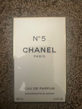 CHANEL No.5 Eau de Parfum Spray-Authentic